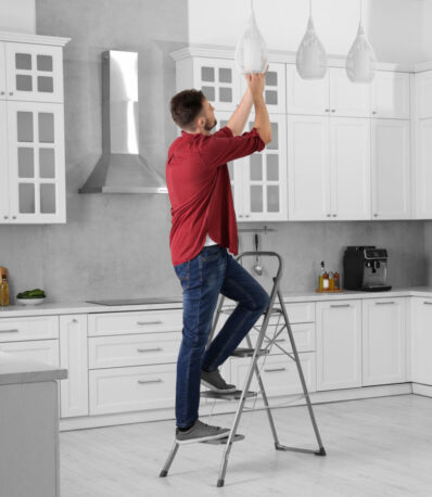 Fabricantes de escaleras y taburetes domésticos | ARCAMA